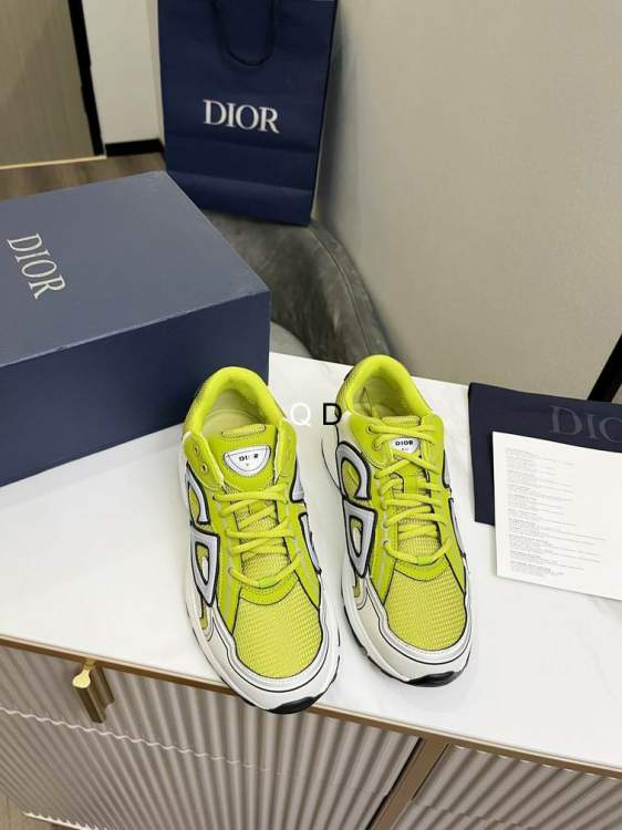 Picture of Dior Shoes _SKUDiorsz35-44GDT06313880